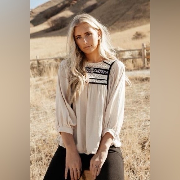 bohme Tops - Bohme Linen Boho Top with Crocheted Details and Oversized Fit
